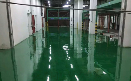 11月崆峒崆峒环氧地坪施工高峰来袭，梦得来化工多项目同步推进保交付